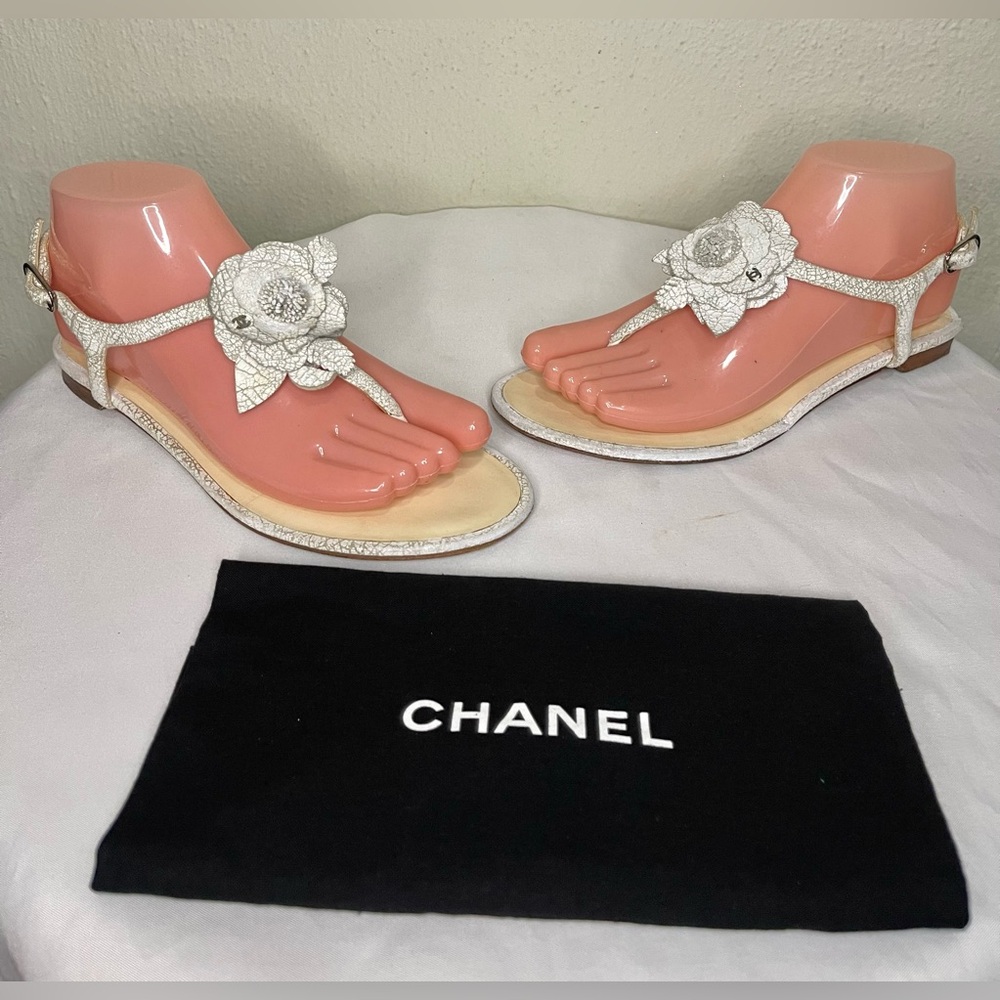 Authentic RARE Chanel Camellia Flower Distressed Leather Dad Sandals sz 37
